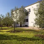 Apartament Renata Pinezići